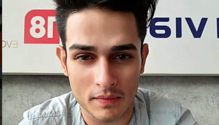 Bigg Boss 11s Benafsha Soonawalla CONFIRMS Relation With Priyank Sharma  Did She Also Take A Dig At Ex Varun Sood