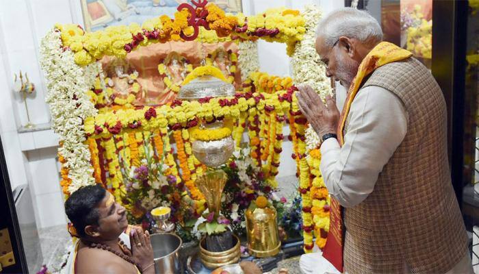 PM Narendra Modi prays at 125-year-old Shiva temple in Muscat, feels &#039;extremely blessed&#039; 