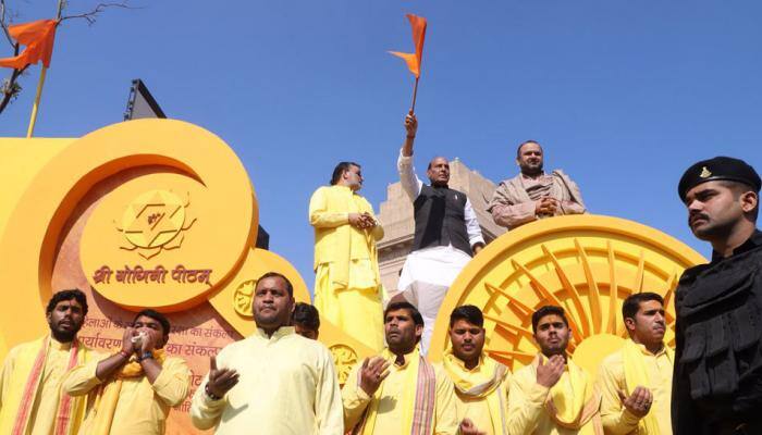 BJP flags off Mission 2019, launches Rath yatra to collect &#039;jal&#039;, &#039;mitti&#039; from religious places