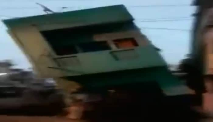 Watch: Building collapses like pack of cards in Madhya Pradesh&#039;s Shajapur