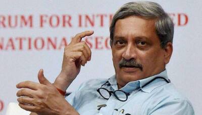 Goa minister calls domestic tourists 'scum of the earth', Manohar Parrikar says 'point highlighted is right'