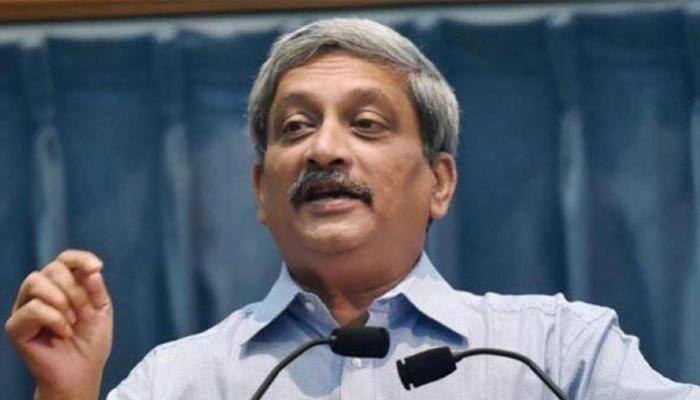  Manohar Parrikar​ taken to Mumbai for health check-up