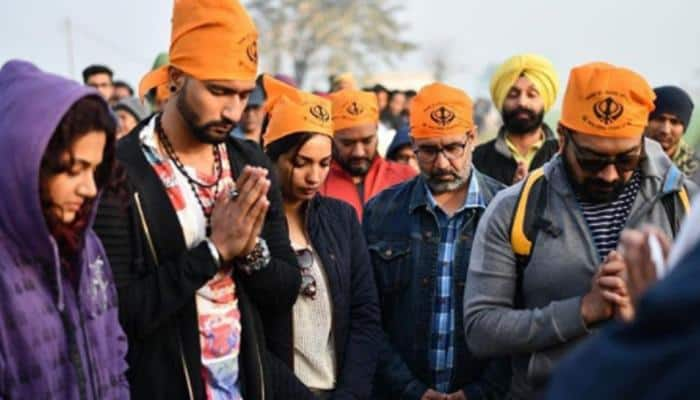 Manmarziyaan shoot begins, team visits Golden Temple to seek blessings—Pic inside