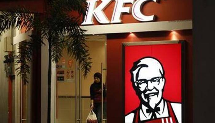 KFC shuts hundreds of stores in UK due to chicken shortage