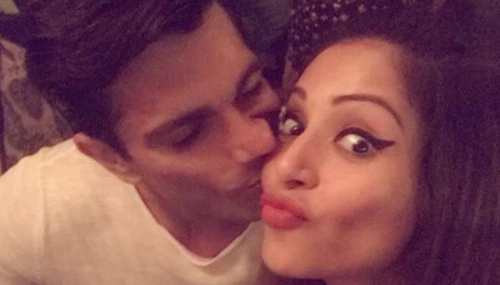 Bipasha Basu and Karan Singh Grover's kiss on the beach will give you couple goals! Pic proof