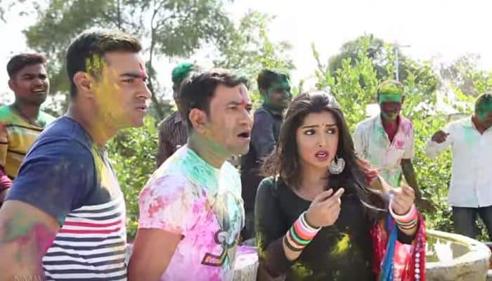 Holi Mein GST Jor Ke song: Nirahua aka Dinesh Lal Yadav-Amrapali Dubey&#039;s chemistry makes it viral