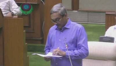 Manohar Parrikar back in Goa after treatment, presents state budget