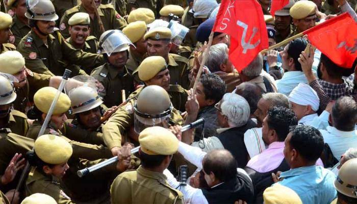 Rajasthan farmers protest on Jaipur-Sikar highway, over 5,000 vehicles stuck for hours