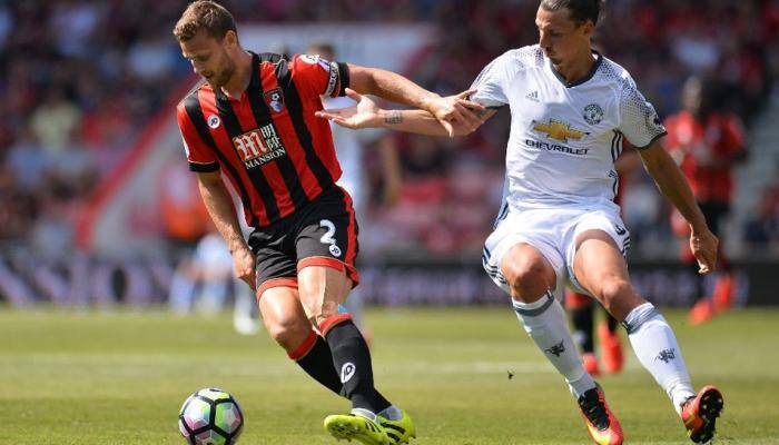  Disappointed Simon Francis requests support from booing Bournemouth fans