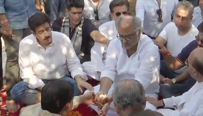 Boney Kapoor, brother Anil conduct prayers for Sridevi&#039;s departed soul in Haridwar