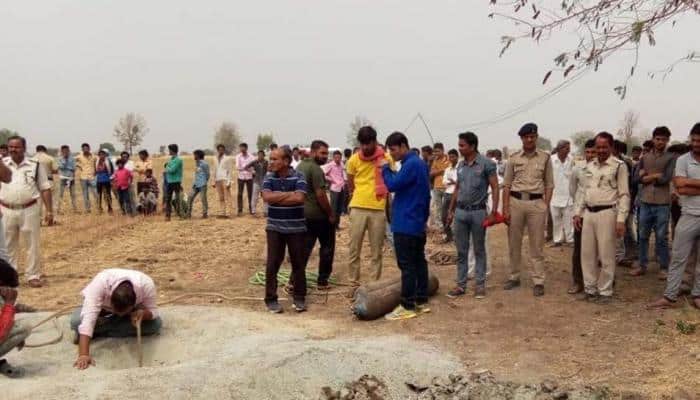 4-year-old boy falls into 33-feet deep borewell in MP's Dewas, rescue work on