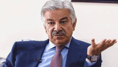After shoe thrown at Nawaz Sharif, Pakistan Foreign Minister's face blackened with ink in Sialkot: WATCH