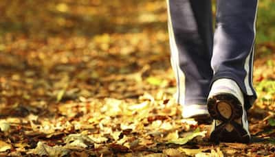 Using pedometers while walking may boost your health later