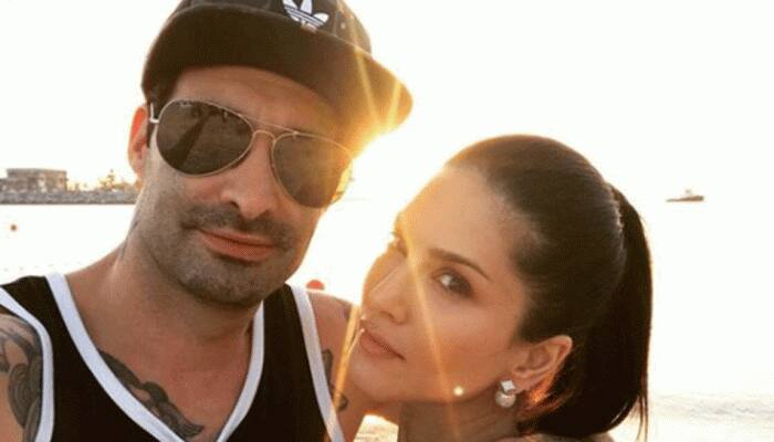 Sunny Leone - Daniel Weber celebrate tenth wedding anniversary with a passionate kiss - See pic