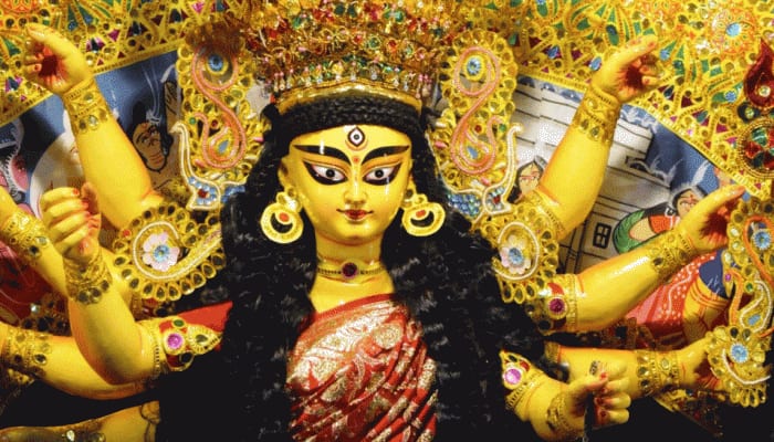 Chaitra Navratri 2018: Day 2 - Worship goddess Brahmacharini for peace and virtue!