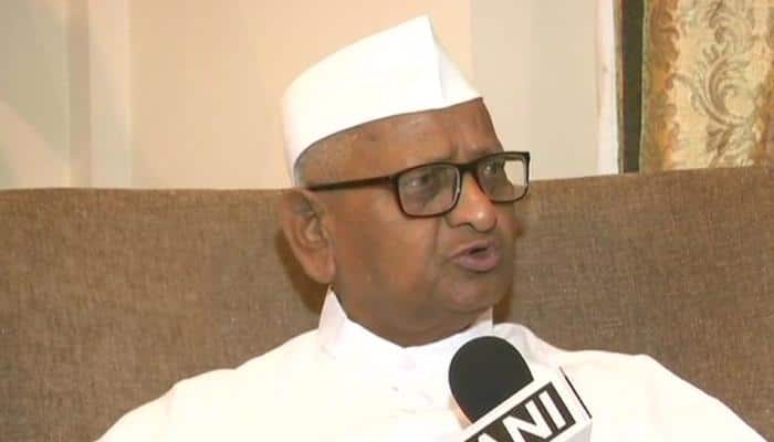 Anna Hazare to begin &#039;satyagraha&#039; today, accuses Centre of cancelling trains carrying protestors