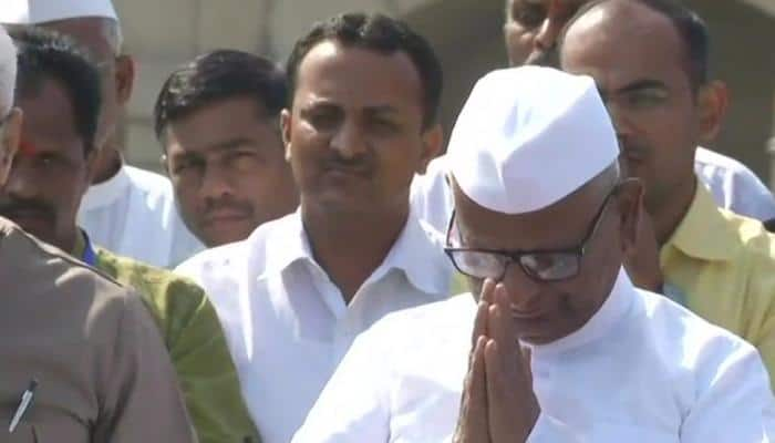 Anna Hazare begins &#039;satyagraha&#039; in Delhi, says will fight till the last breath