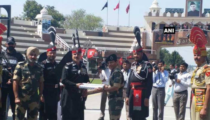 India, Pak armies exchange sweets on Pakistan National Day
