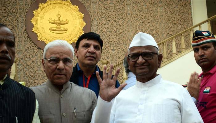 Wrote 43 letters to Narendra Modi government, didn&#039;t get even a single reply: Anna Hazare