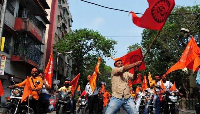 Massive clashes break out in Asansol on Ram Navami, several policemen injured