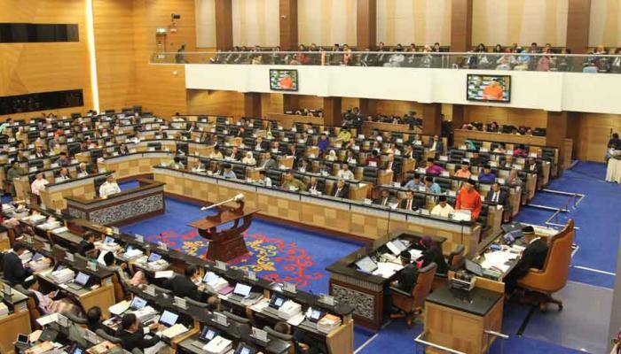10 years in jail and heavy fine: Malaysia eyes law against 'fake news'