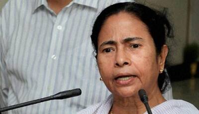 Mamata Banerjee reaches Delhi, expected to meet Pawar, Sonia