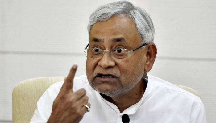 Suno babu, baat samjho: Nitish Kumar's political advice to Lalu's son Tejashwi