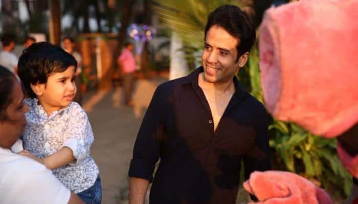 Tusshar Kapoor to share parenting skills on &#039;9 Months&#039;