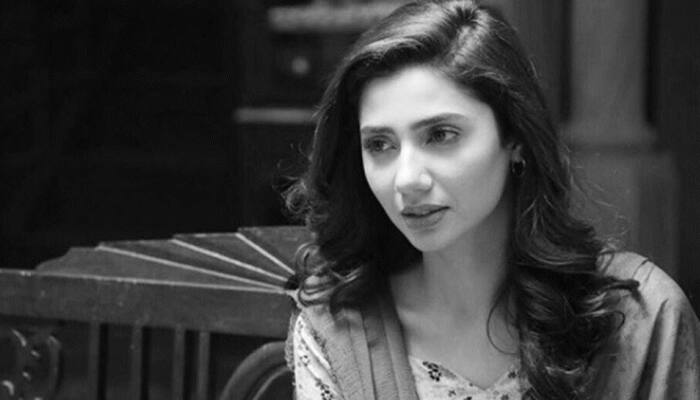 Mahira Khan's smoking video goes viral; trolls criticise her