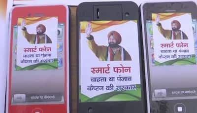 SAD members distribute ‘smartphones’ on behalf of CM Amarinder Singh