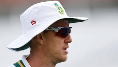 Johannesburg Test: Morne Morkel keeps South Africa on course for big win over wilting Australia