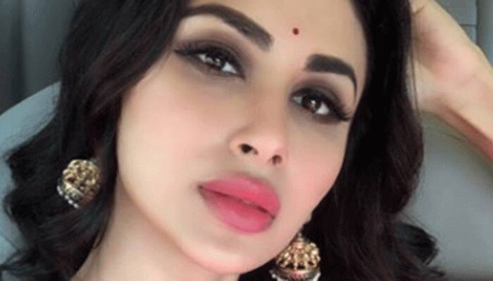Mouni Roy looks resplendent in red saree - See drool-worthy pics