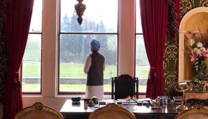 The Accidental Prime Minister: Anupam Kher aces first look as ex-PM Manmohan Singh — See pics