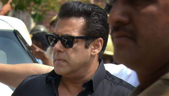 Blackbuck poaching case: Salman Khan sentenced because he&#039;s a minority, says Pakistan&#039;s Foreign Minister Khawaja Asif