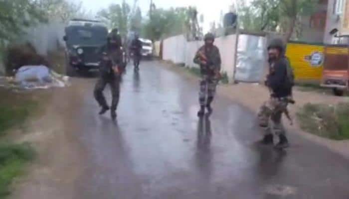 One terrorist killed in encounter with security forces in South Kashmir&#039;s Pulwama