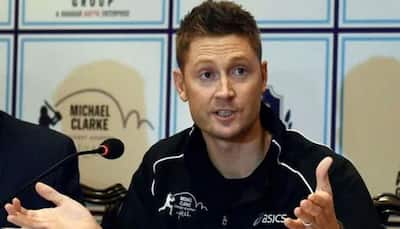 Michael Clarke offers to come out of retirement, play for free for Australia after ball scandal