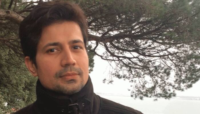 I love shows in which people tell real stories: Sumeet Vyas