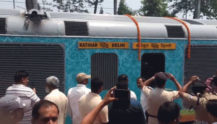 PM Modi flags off Humsafar Express between Katihar and Delhi