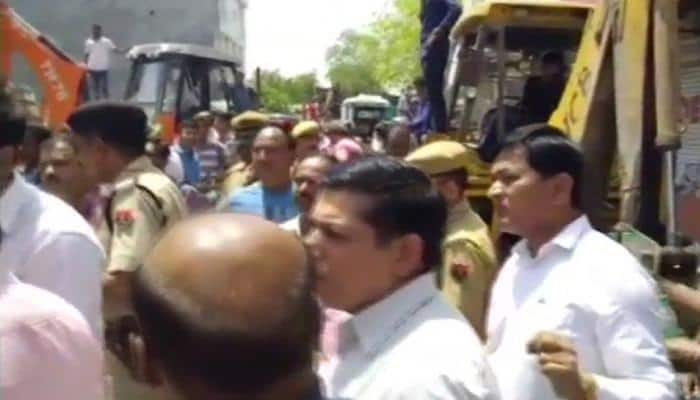 Building collapses in Kota in Rajasthan, many feared trapped