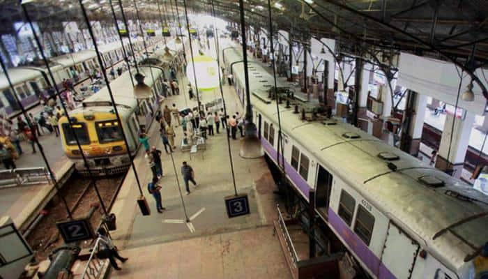 Driverless locomotive rolls down again, this time in Delhi&#039;s Anand Vihar station