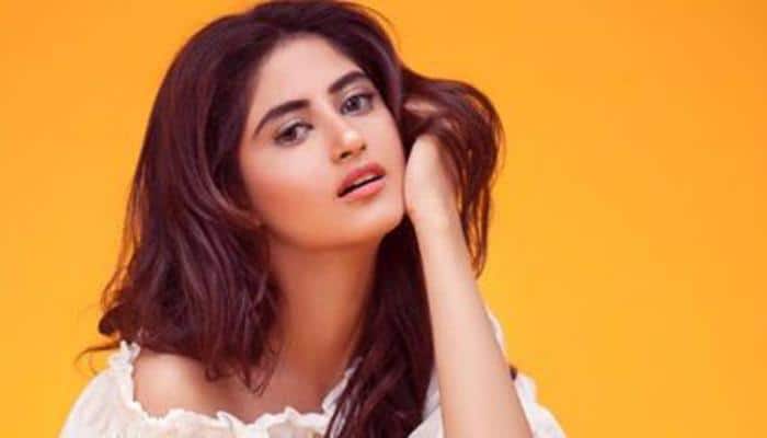 'Mom' actress Sajal Aly lashes out at Pakistan's biggest award show for 'ridiculing' actors
