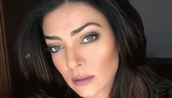 Sushmita Sen shares a fond memory with  Puerto Rican singer Ricky Martin - See pic