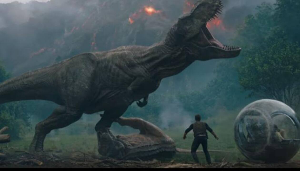 Jurassic World: Fallen Kingdom trailer released, get ready to be terrified— Watch | Movies News | Zee News