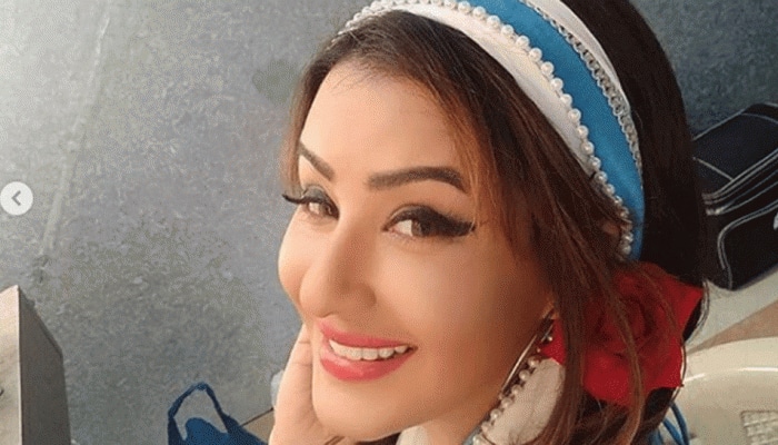 Shilpa Shinde joins Priya Prakash Varrier and Amrapali Dubey&#039;s &#039;wink club&#039; 