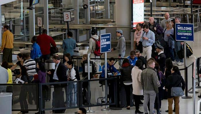 Woman fined $500 for taking an apple in carry-on baggage