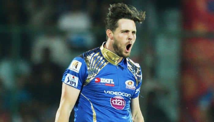 IPL 2018: MI pacer Mitchell McClenaghan triggers SRH&#039;s top-order collapse