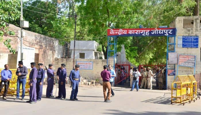 Asaram rape case: Mediapersons denied entry in Jodhpur&#039;s Central Jail for verdict