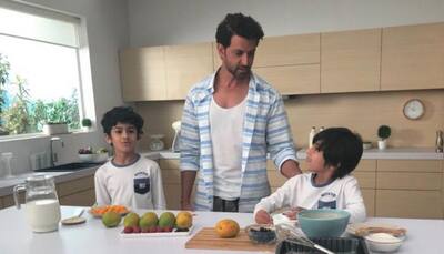 Hrithik Roshan spends quality time with young co-stars– See pic