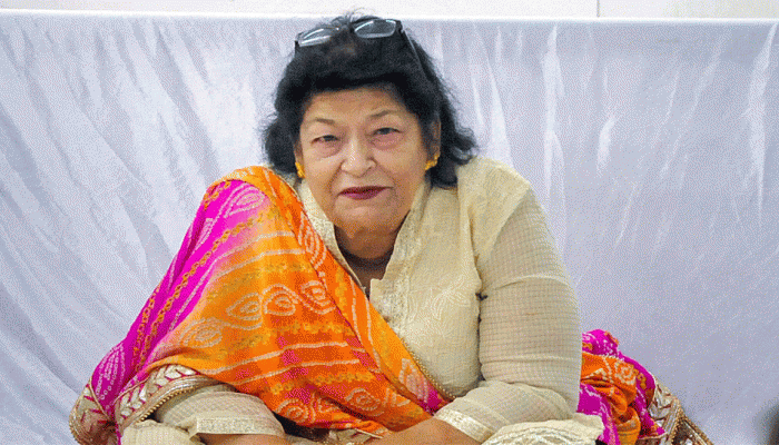 Saroj Khan defends casting couch, apologises 