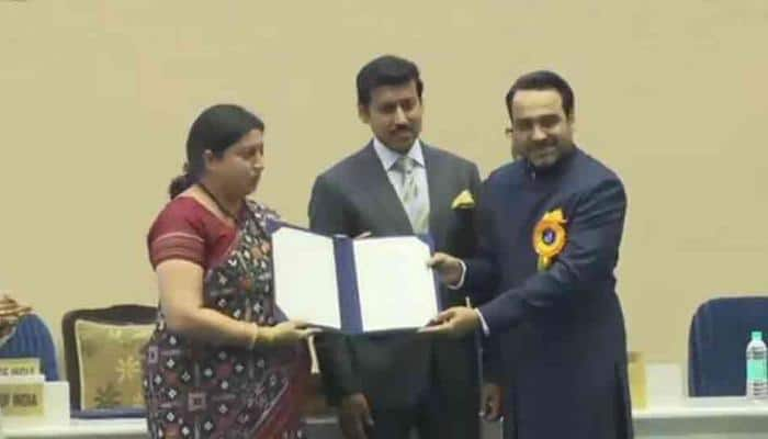 65th National Film Awards: Despite protests, I&amp;B Minister Smriti Irani felicitates winners